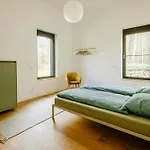 Modern Architectural Barn In The Countryside 度假居