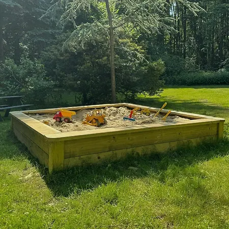 別荘 Modern Architectural Barn In The Countryside Teichland