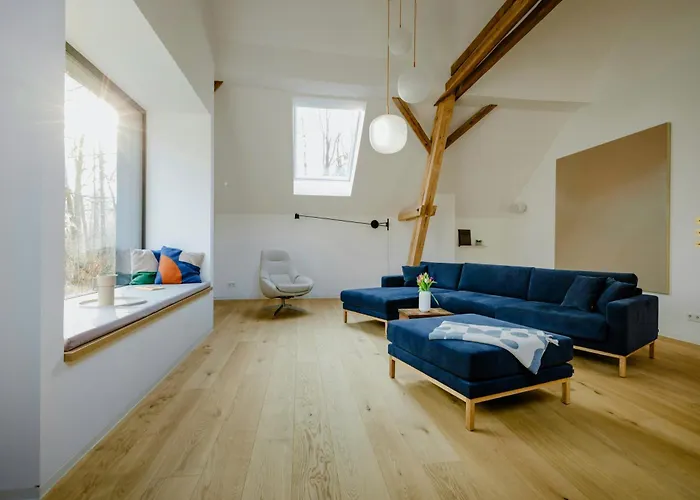 Nyaraló Modern Architectural Barn In The Countryside Teichland